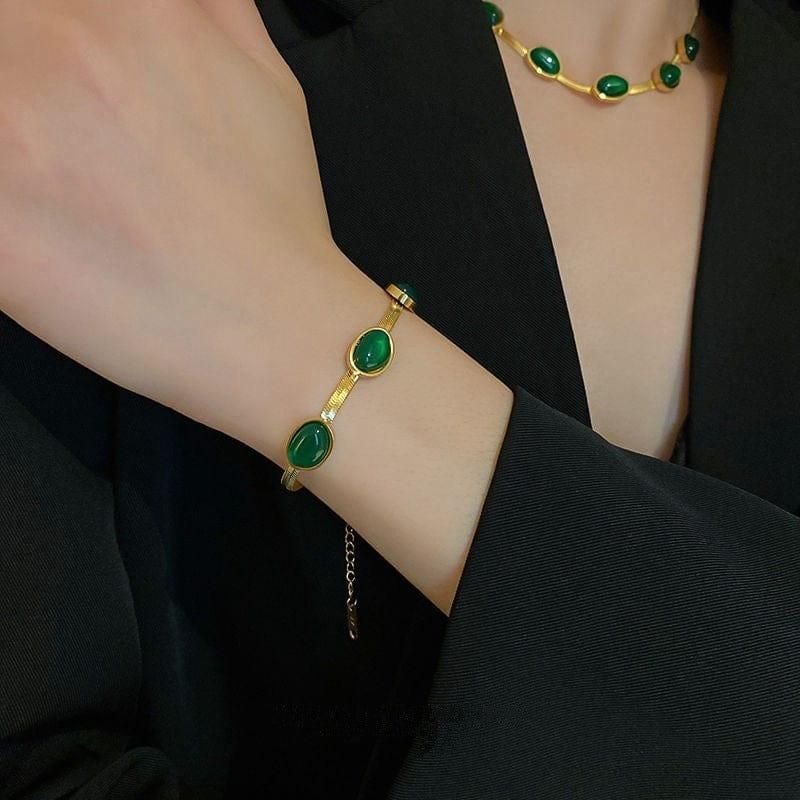 Emerald Glow Gold-Plated Necklace & Bracelet Set